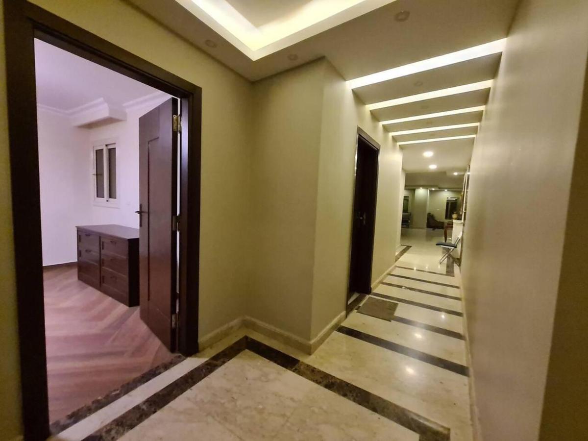 Spacious Executive Luxury Apartment With Balcony Le Caire Extérieur photo